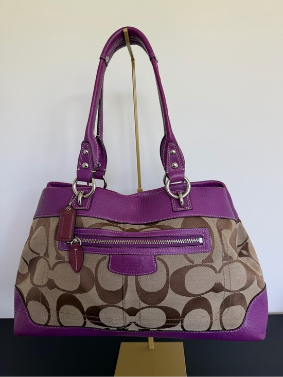 Coach Handbags - Coach Penelope Signature Shopper 14422 Khaki Berry Shoulder Tote